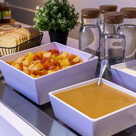 Hotel Ibis Budget Nantes Ouest Atlantis Couëron Zewnętrze zdjęcie