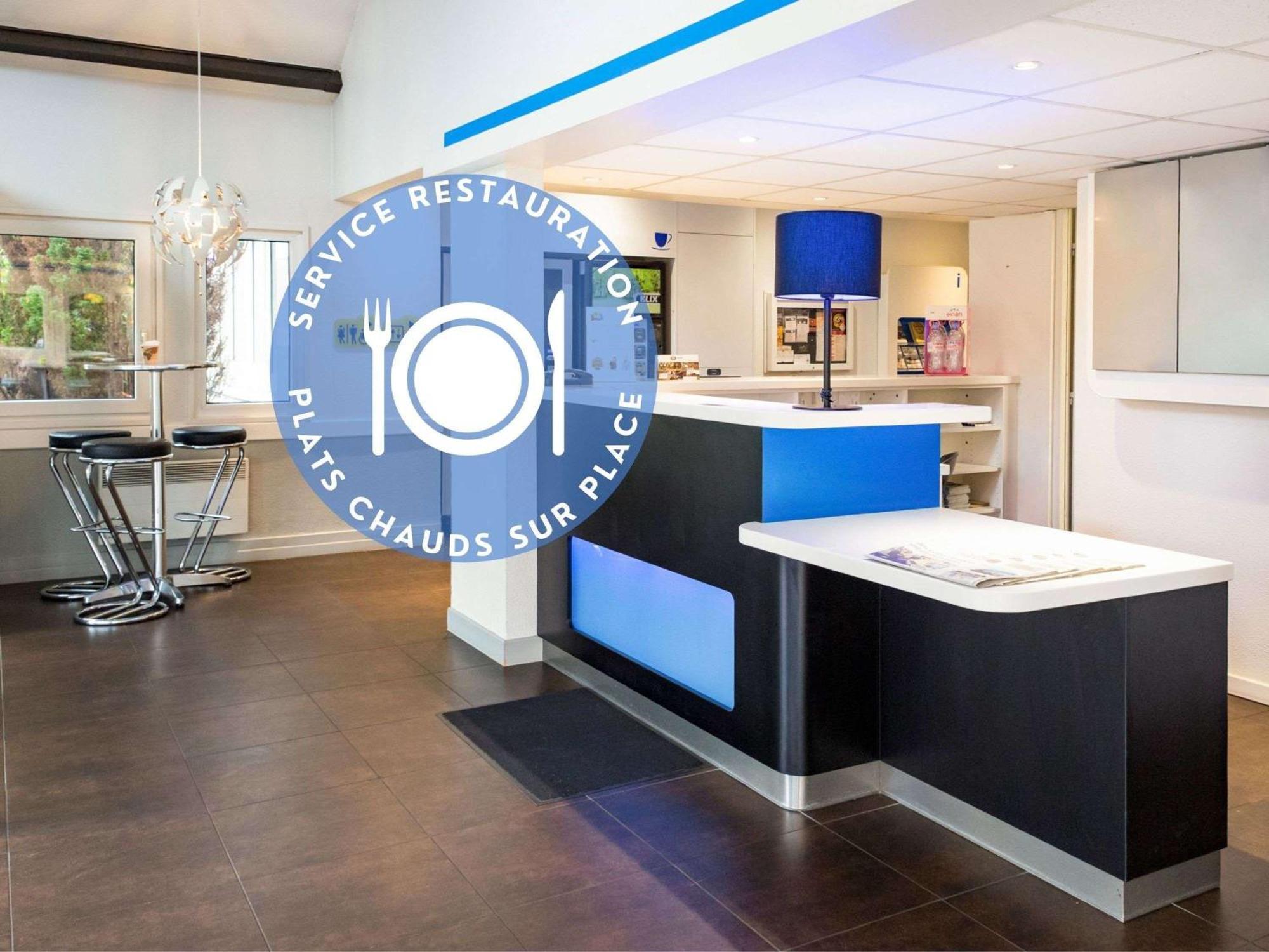Hotel Ibis Budget Nantes Ouest Atlantis Couëron Zewnętrze zdjęcie