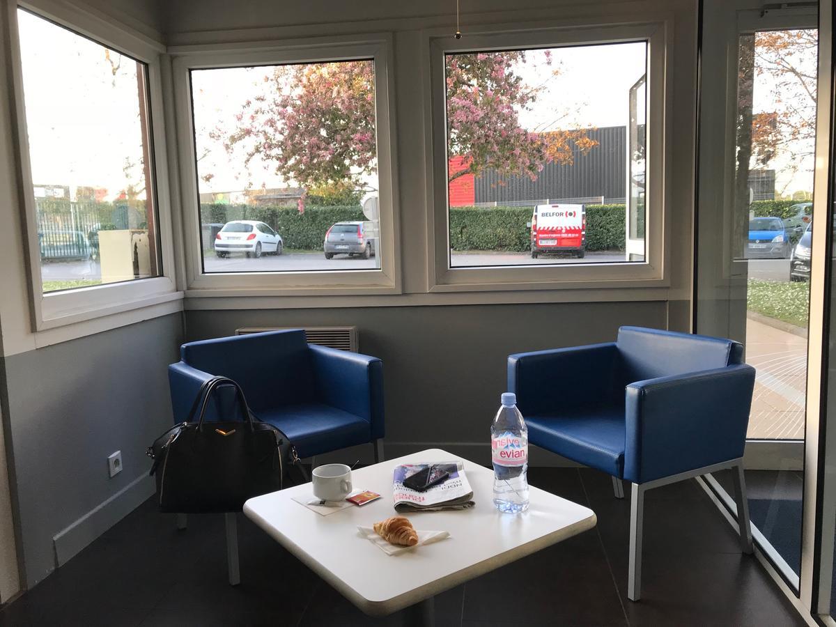 Hotel Ibis Budget Nantes Ouest Atlantis Couëron Zewnętrze zdjęcie