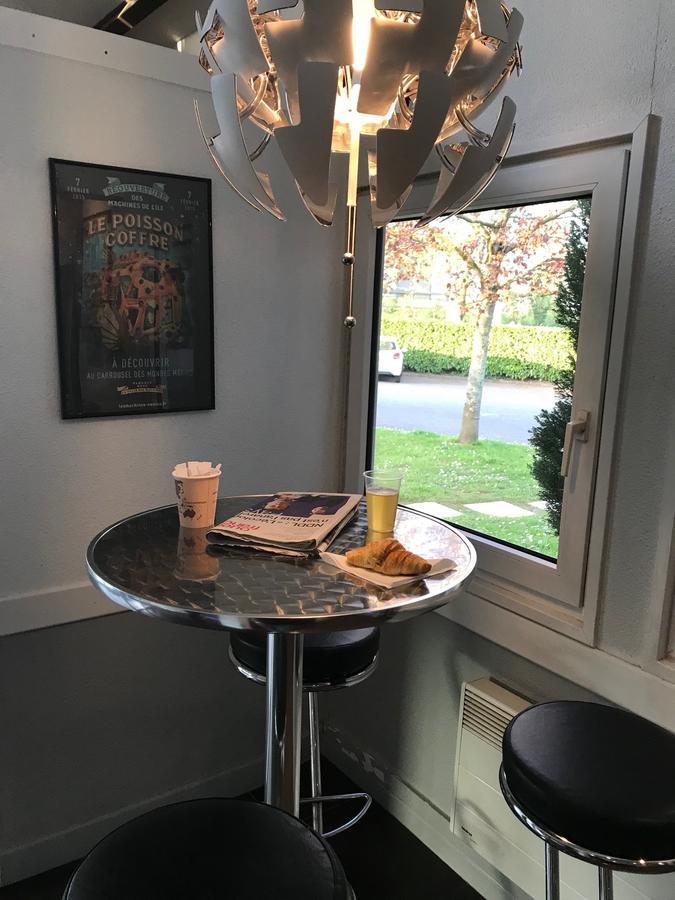 Hotel Ibis Budget Nantes Ouest Atlantis Couëron Zewnętrze zdjęcie